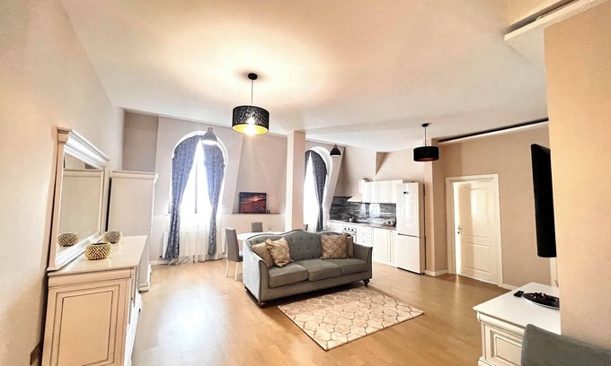 Old Town Apartamento | Next Apartments Piata Ovidiu Constanta