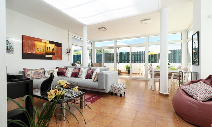 Charneca da Cotovia Apartamento | Siguiente centro T1 de Sesimbra y playas de los alrededores, con vistas al mar y la Sierra