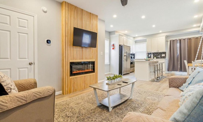 Atlantic City Casa | Next to Convention Center, Dave and Busters and Shops with parking