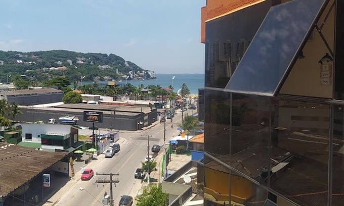 Loteamento Joao Batista Juliao Apartamento | Next to the sea with air conditioning and Wi-Fi Enseada Guarujá(Tortuga)shops on the doorstep!Secure