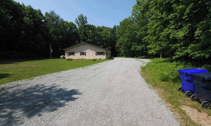 Oneida Casa | NFL Draft, Charming 3-bedrooms 2 full bathrooms 10 miles to Lambeau