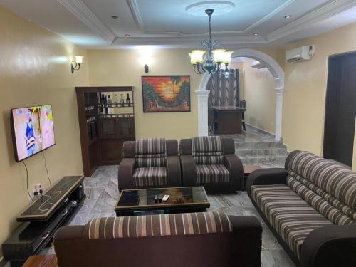 Alimosho Apartamento | Eli apartment lets