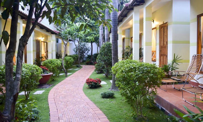 Duong Dong Hotel | Ngoc Viet Bungalow