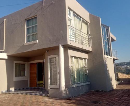 Durban Cama Y Desayuno | Ngwanase Properties
