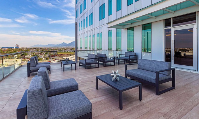 San Nicolás de los Garza Hotel | NH Monterrey La Fe