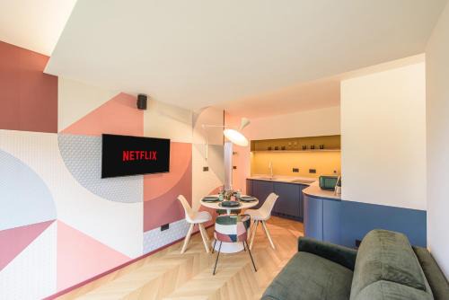 Aosta Apartamento | NHolidays Rayon - Boutique Apartment in Aosta