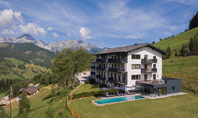 Sankt Martin am Tennengebirge Apartamento | Bonito apartamento con piscina compartida.