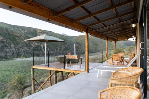 Uniondale Casa | Nicara Luxury Ecocabin Honeypunch