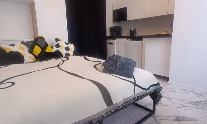 Podoli Apartamento | Nice 1-bedroom apartment in Hlavní město Praha
