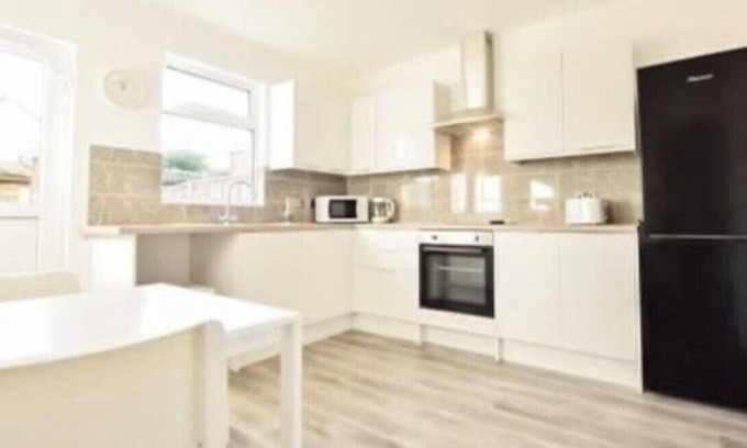Kettering Casa | Nice 2 bedroom house