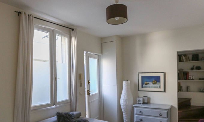 Vincennes Apartamento | Nice 30m² with garden furnished in Vincennes