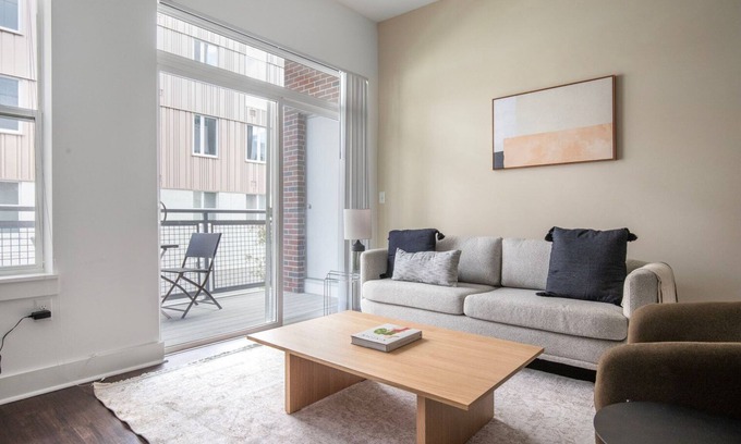Cambridge Apartamento | Nice Alewife 2BR w/ Gym & W/D, nr Shopping & T, by Blueground