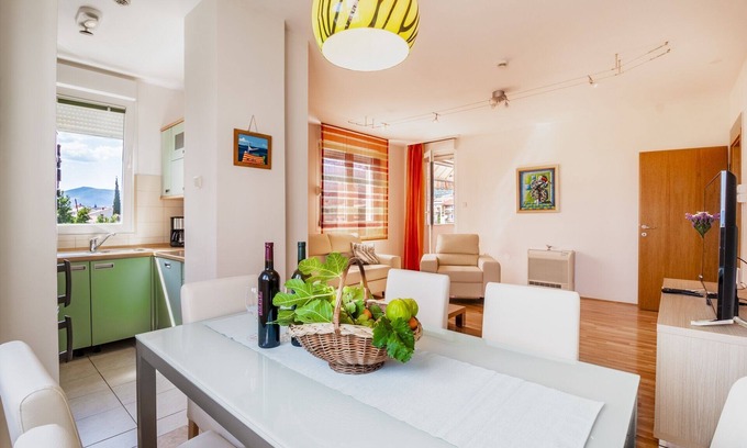 Kastel Kambelovac Apartamento | Agradable y cómodo apartamento familiar entre Split y Trogir.