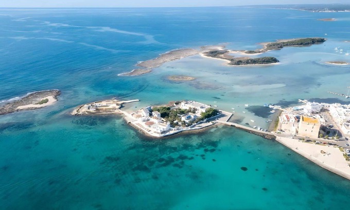 Torre Specchia Ruggeri Apartamento | Acogedor apartamento con WIFI, TV, mascotas permitida y aparcamiento, cerca de Otranto