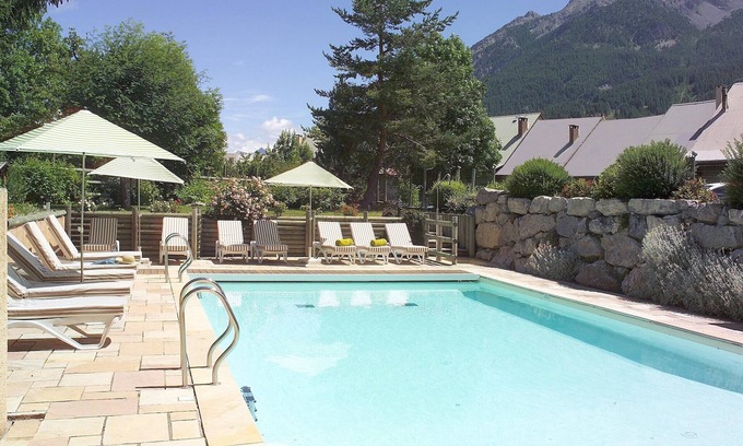 Monetier-les-Bains Casa | Bonito apartamento con sauna