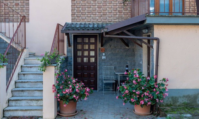 Castagnole Monferrato Apartamento | Precioso apartamento para 3 personas con A/C, WIFI, TV, balcón y aparcamiento