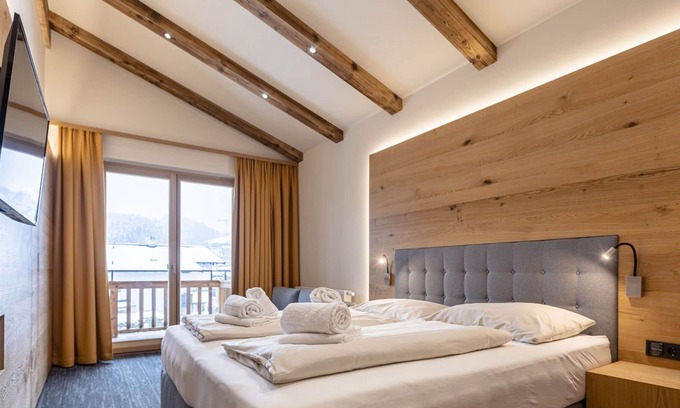 Hallerndorf Apartamento | Nice apartment for 5 people with WIFI, hot tub, TV, terrace, pets allowed and parking