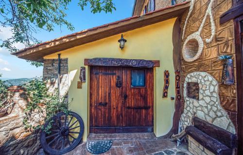 Castiglione d'Orcia Apartamento | Nice Apartment In Castiglione Dorcia