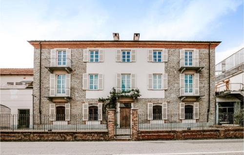 Santo Stefano Belbo Apartamento | Nice Apartment In Santo Stefano Belbo