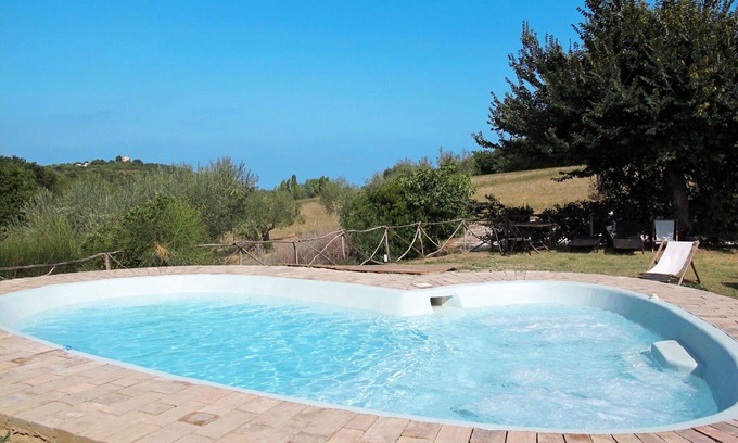 Granarola Apartamento | Apartamento con piscina, WIFI, A/C, TV, patio, mascotas permitida, vista panorámica, aparcamiento