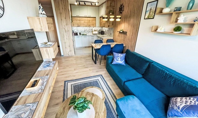 Gaski Apartamento | Acogedor apartamento con WIFI, bañera de hidromasaje, piscina, TV, balcón y aparcamiento