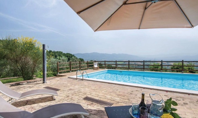 Fornole Apartamento | Bonito apartamento para 4 personas con A/C, WIFI, piscina, TV, terraza y aparcamiento