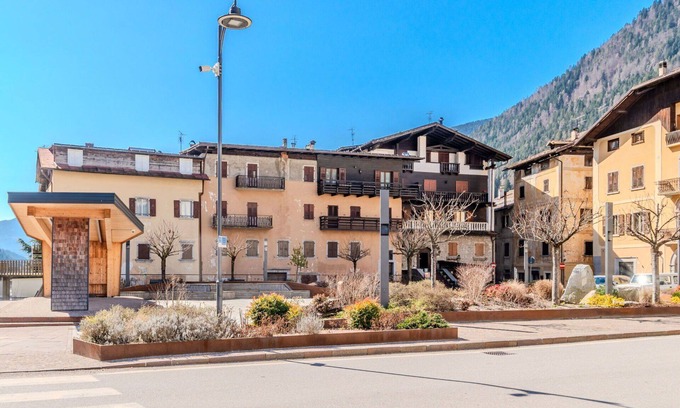Ragoli Apartamento | Hermoso apartamento para 6 personas con WIFI, TV y balcón