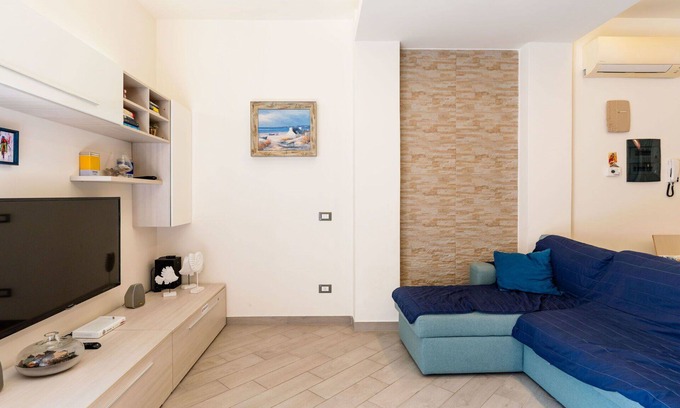 Ceriale Apartamento | Nice apartment for 6 people with A/C, WIFI and terrace