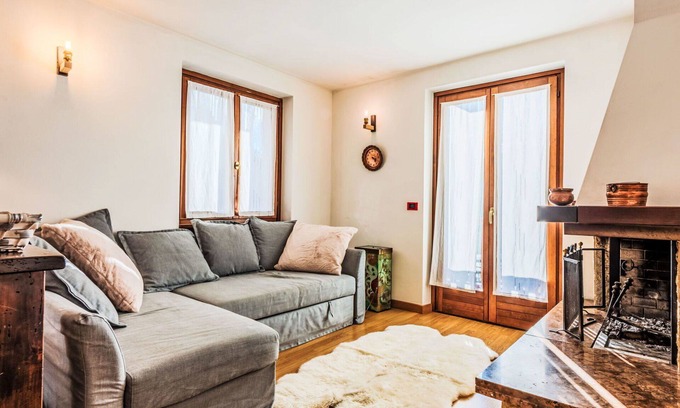 Sant'Antonio di Mavignola Apartamento | Bonito apartamento para 6 personas con TV y balcón