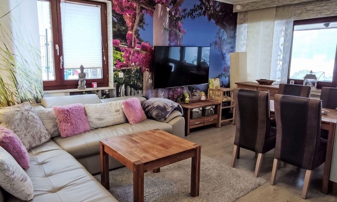 Niedersfeld Apartamento | Hermoso apartamento para 5 personas con WIFI, TV, balcón y aparcamiento
