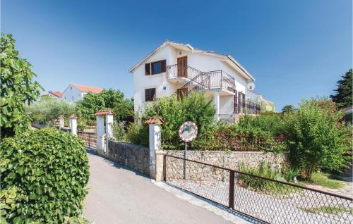Brzac Apartamento | Nice Apartment In Krk With Wifi