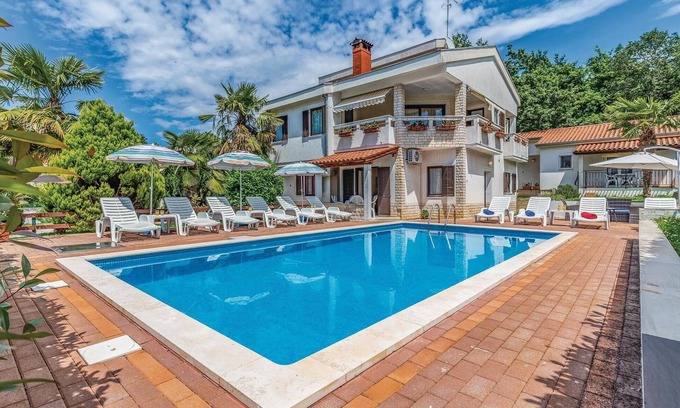 Kukci Apartamento | Bonito apartamento en Porec con WiFi