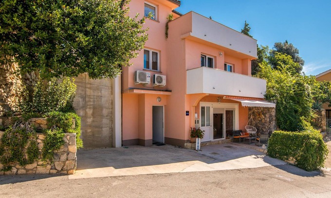 Stara Baska Apartamento | Bonito apartamento en Stara Baska con.