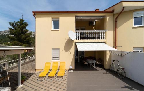 Starigrad Apartamento | Nice Apartment In Starigrad Paklenica