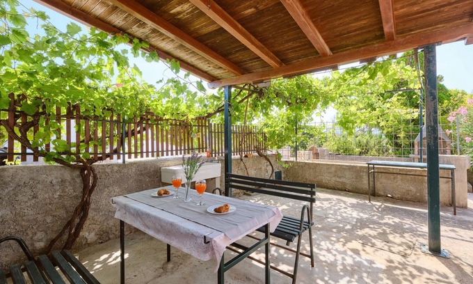 Sveti Jakov Apartamento | Bonito apartamento en Stivan