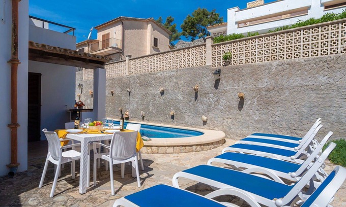 Cala Carbo Casa | Hermoso apartamento en villa para 8 personas con A/C, WIFI, piscina, TV y terraza