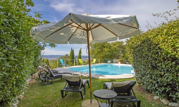 Poderi Villa | Apartamento en villa con bañera de hidromasaje, piscina privada, WIFI, TV, patio, vista panorámica