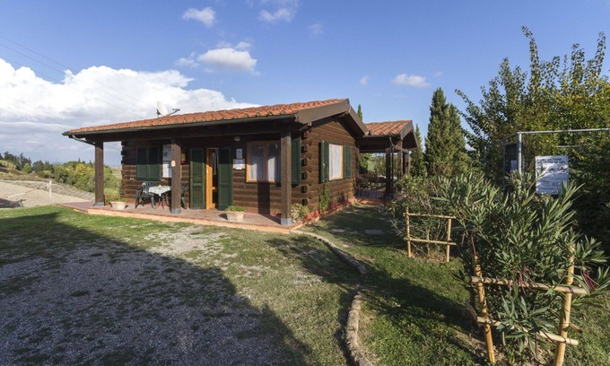 Sughera Apartamento | Apartamento con WIFI, piscina, A/C, TV, terraza, vista panorámica, cerca de San Gimignano