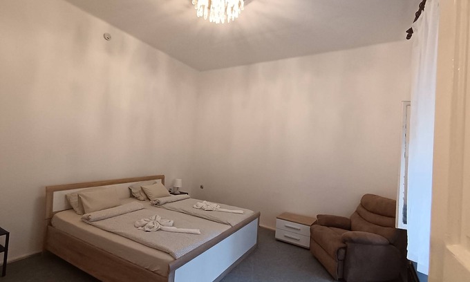 Pacsirtatelep Apartamento | Nice apartment with WiFi in charming Budapest