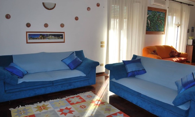 Quartiere XXVII Primavalle Apartamento | ELEGANTE 90 mc a 10 minutos del Vaticano -Wi-Fi - SMART TV- AIR ACONDICIONADO