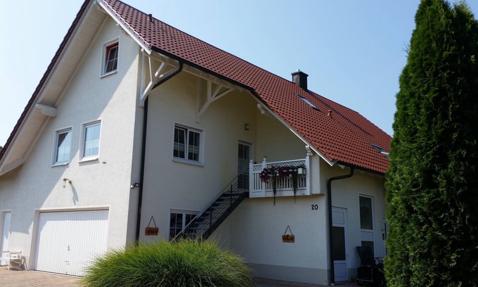 Altenstadt Apartamento | Bonito y luminoso apartamento de vacaciones en el centro de Naherhohlungsgebiet