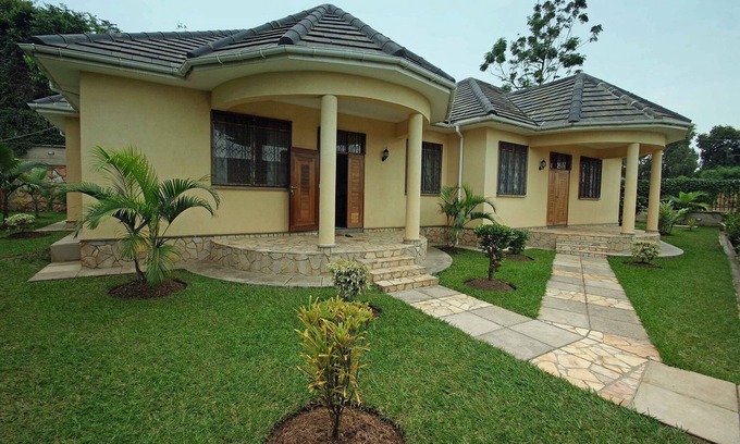 Kampala Casa | Bonito bungalow cerca del lago Victoria