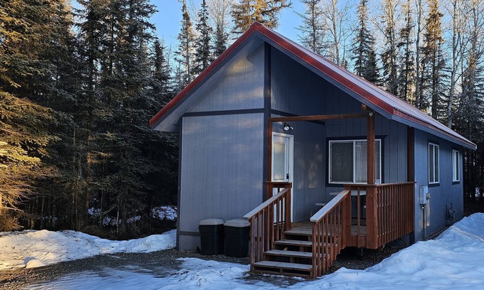 Soldotna Cabina | Nice Cabin Near the Kenai River