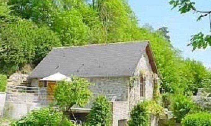 Clecy Cabaña | Bonita casa de campo tranquila en Clecy (Normandía suiza) desde 250 eur