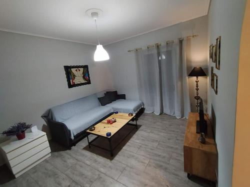 Platia Viktorias Apartamento | Nice& Cozy Flat 1min from the Heart of Athens.WiFi