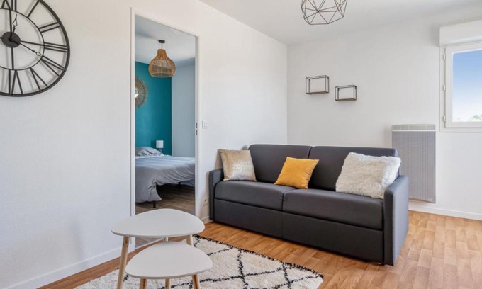 Vannes Apartamento | Nice flat w balcony and garage in Vannes 5 min to the beach - Welkeys
