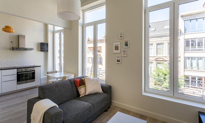 South Antwerp Apartamento | Nice furnished appartement AAA- location