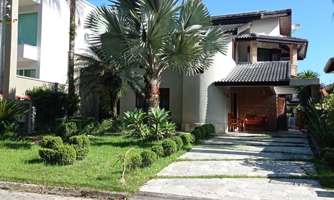 Morada da Praia Casa | Nice house near the beach with lots of nature in one place.