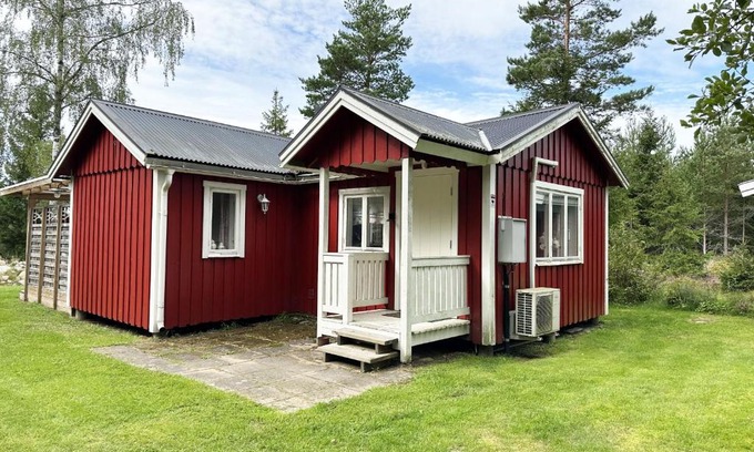 Timmersdala Casa | Nice holiday home by the lake Vristulve