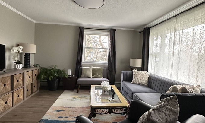 Portsmouth Casa | Nice home 5 min from beaches and close to Newport
